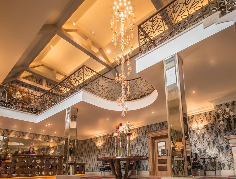 Hotel Grosvenor & Pulford